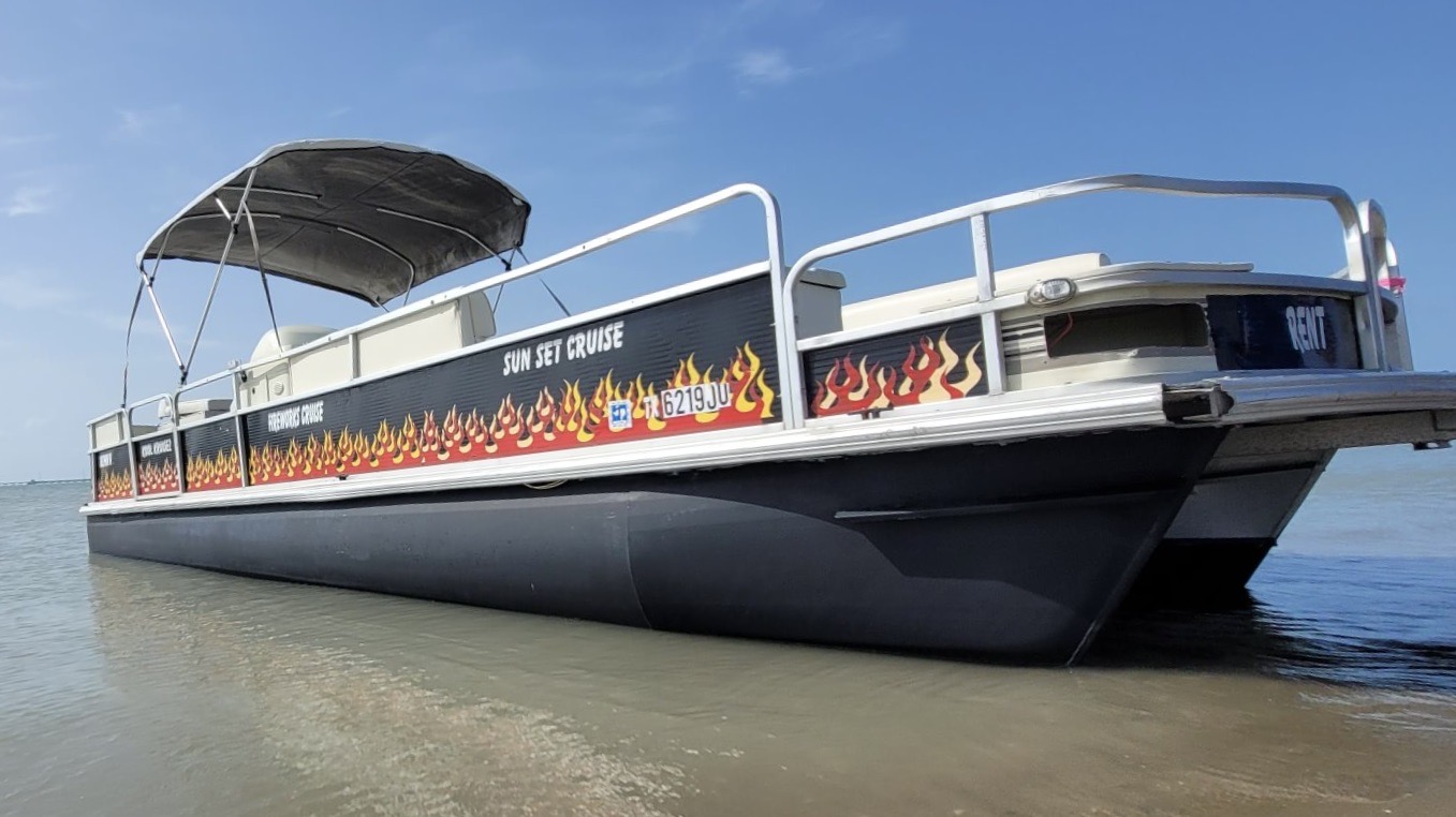 Pontoon Boat