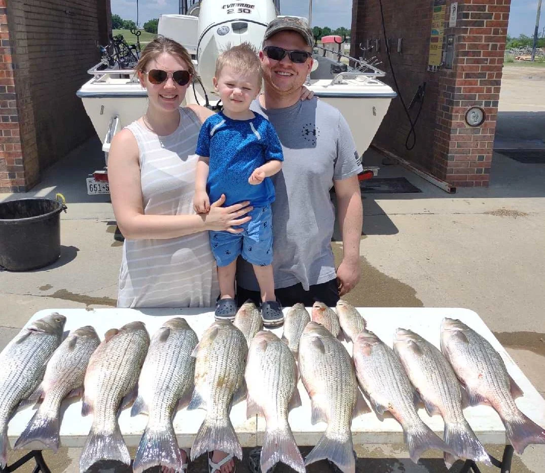 Blue Catfish, Hybrid Striped Bass Fishing in Runaway Bay, Texas