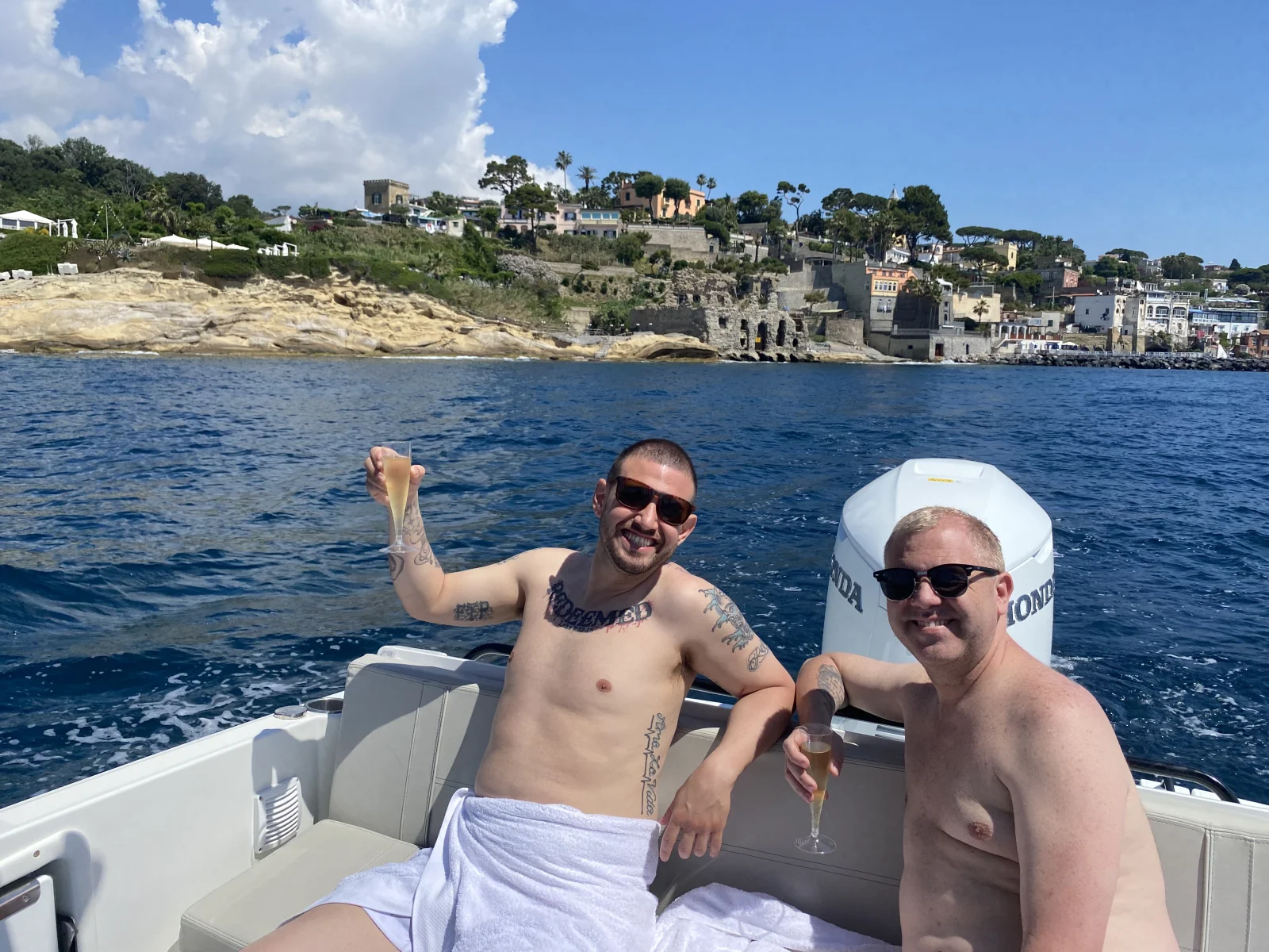 Tour giro in barca a Napoli