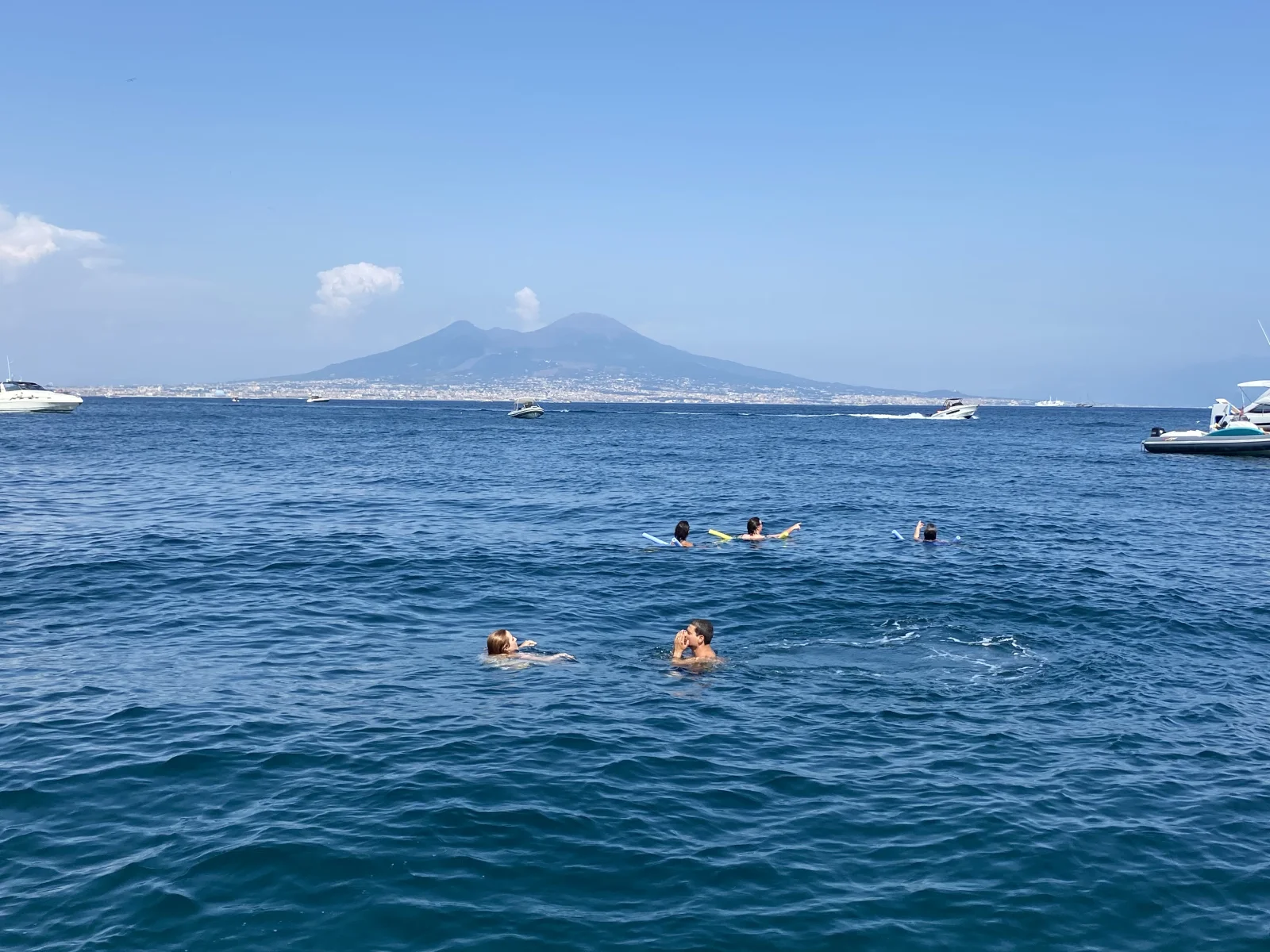 Tour giro in barca a Napoli