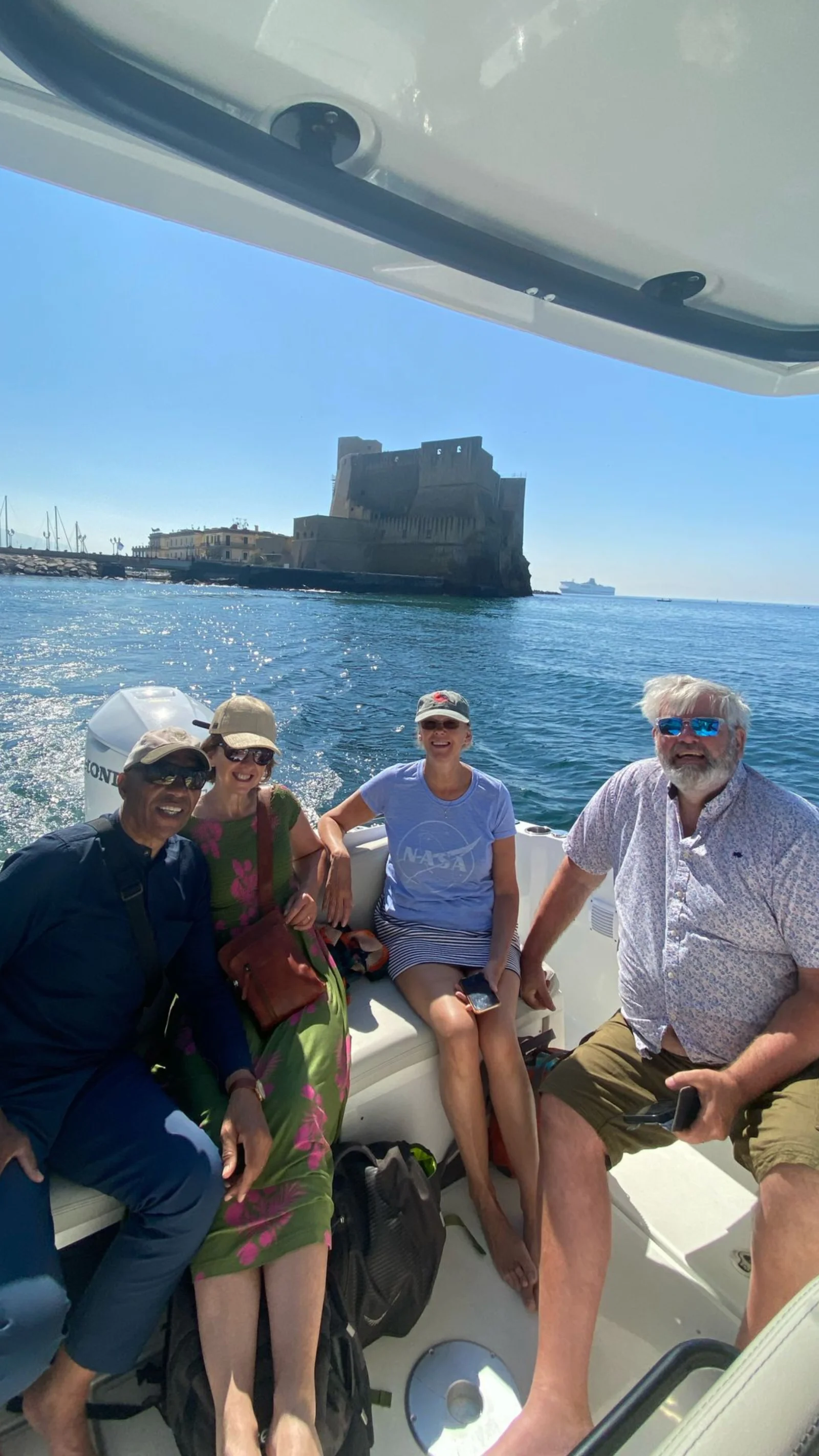 Tour giro in barca a Napoli