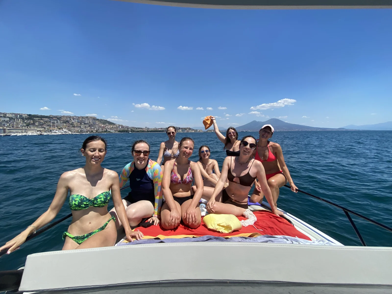 Tour giro in barca a Napoli