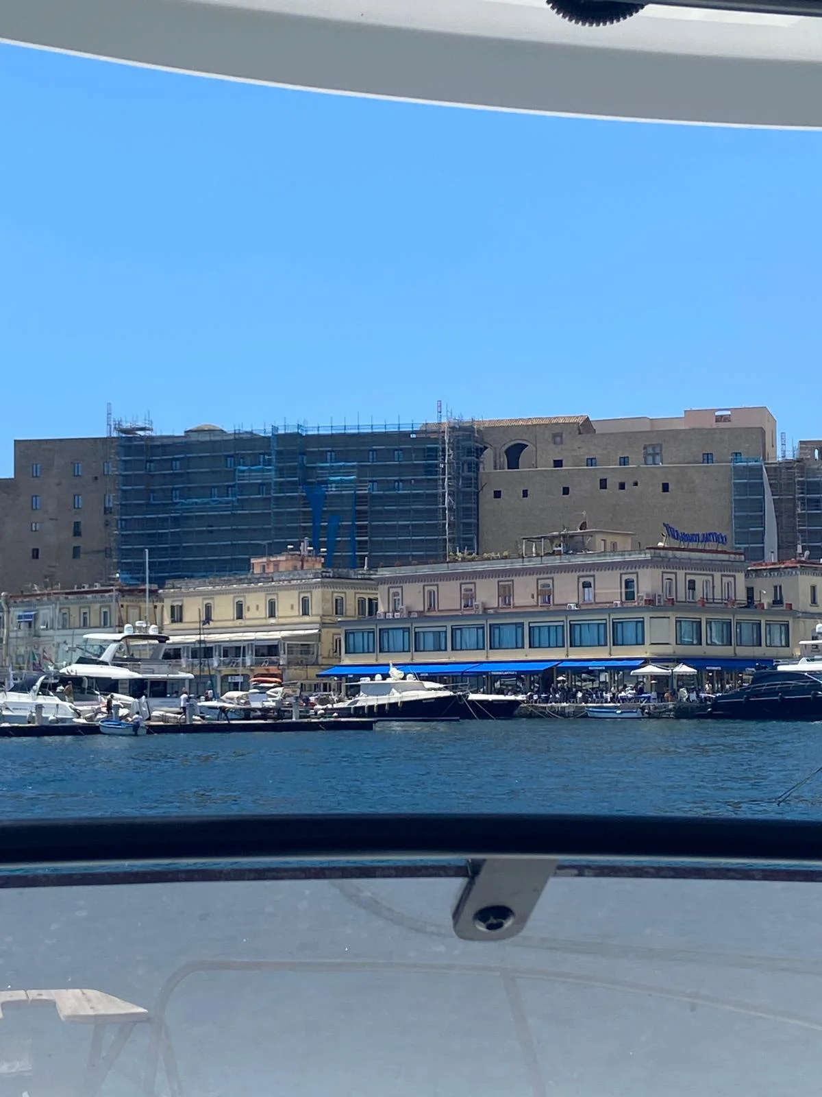 Tour giro in barca a Napoli