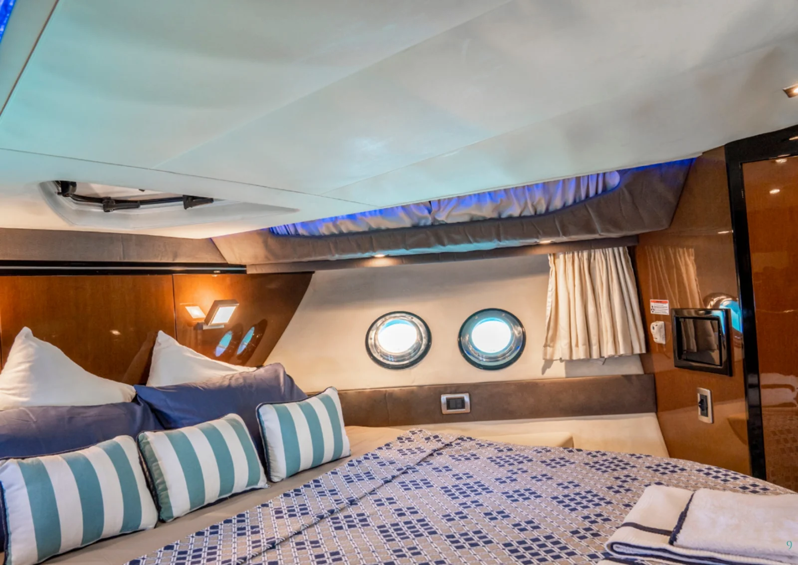 Lodge photo for Private Yacht Tour On 40' Marquis