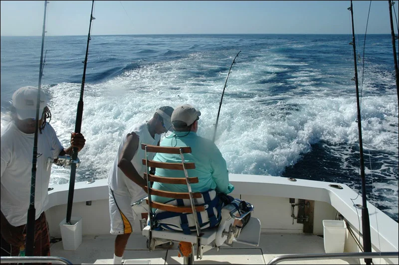 5-9 Hours Offshore Trip - 38' Topaz