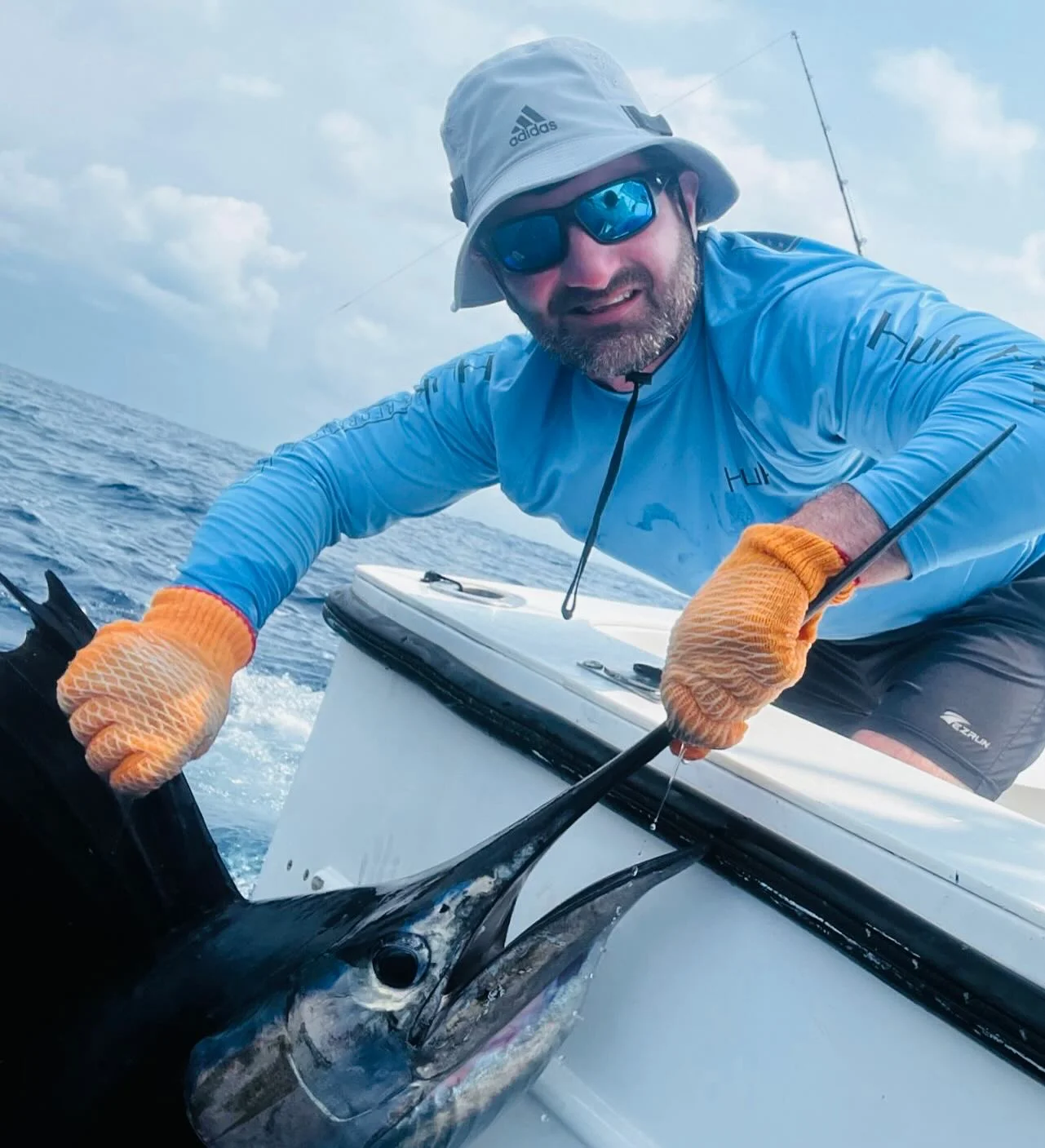 5-9 Hours Offshore Trip - 38' Topaz