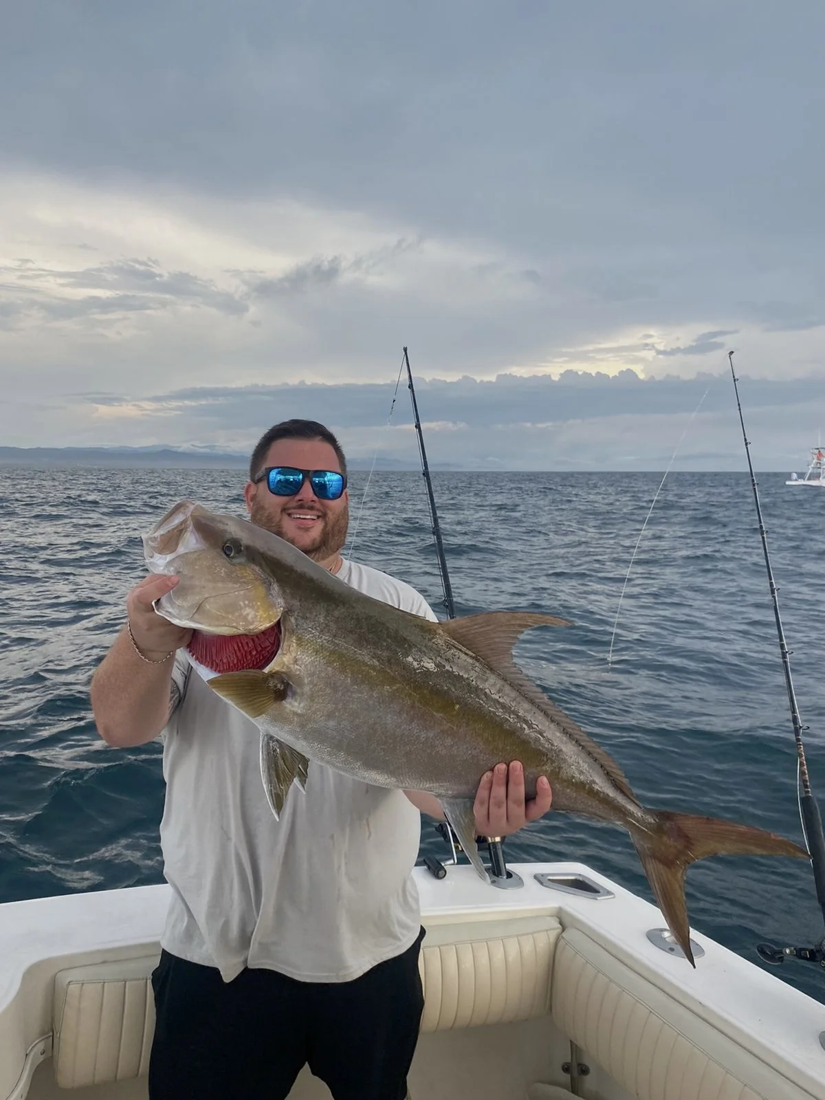 Inshore & Offshore Adventure 35ft