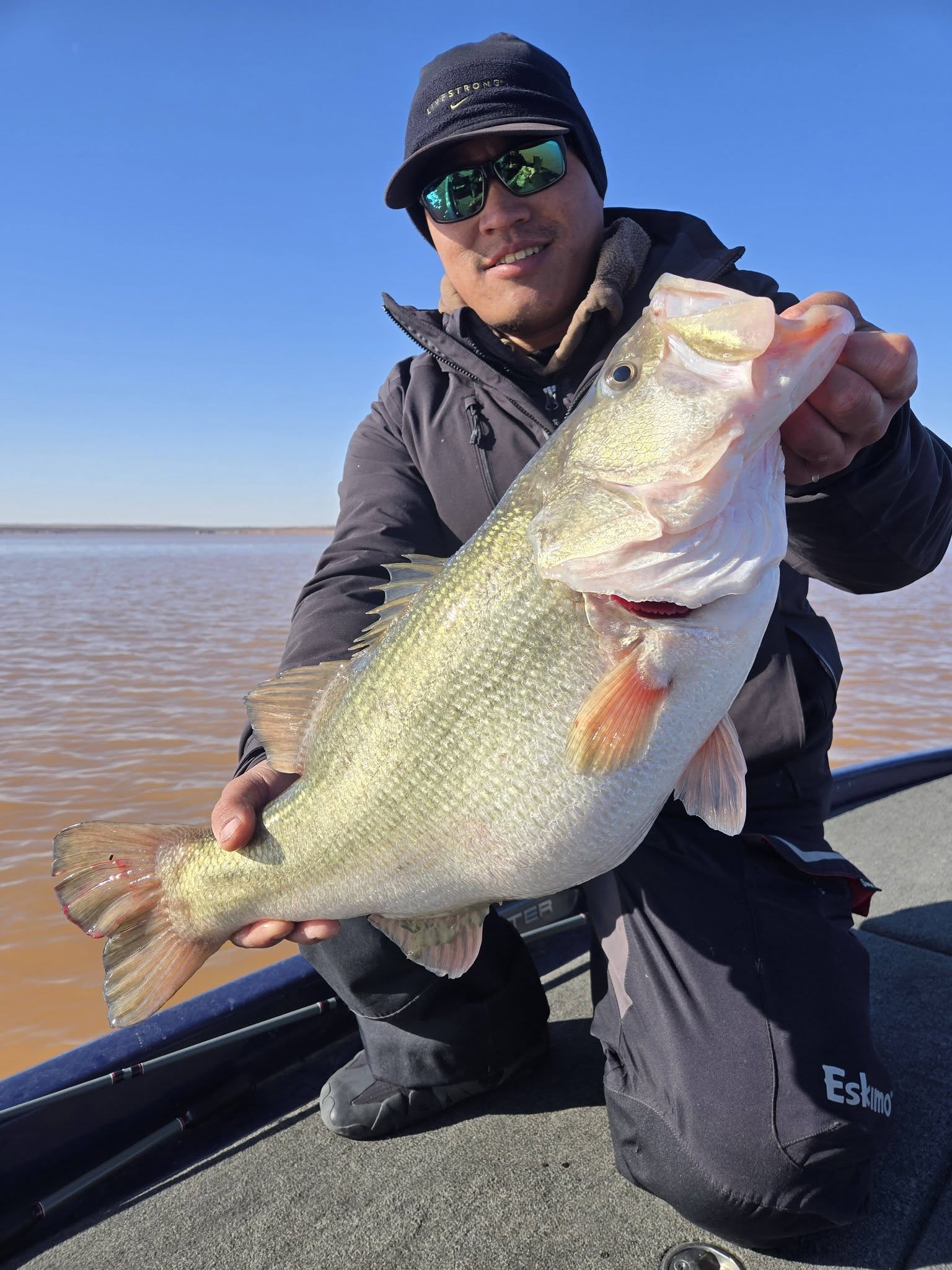 Trophy Largemouth Fishing