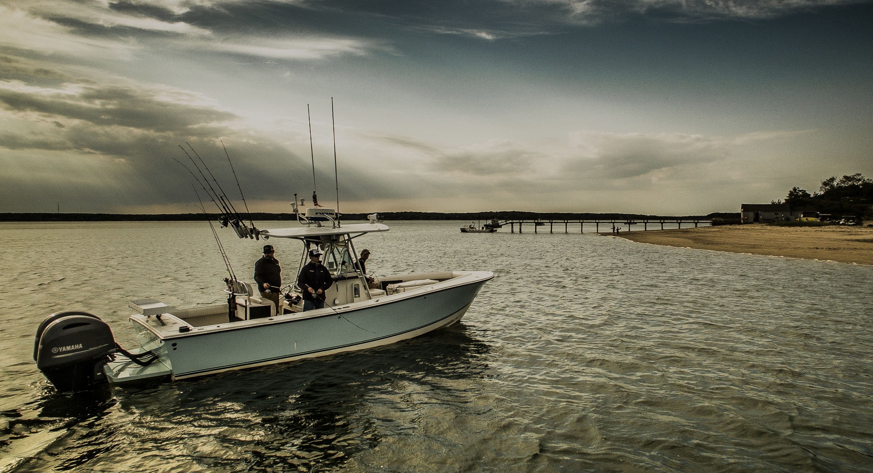 Boat photo for Fall Striper Trip - 26' Regulator
