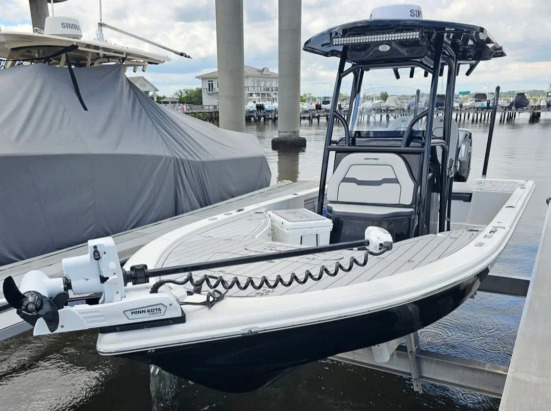 Boat photo for Charleston Inshore Fishing Charter