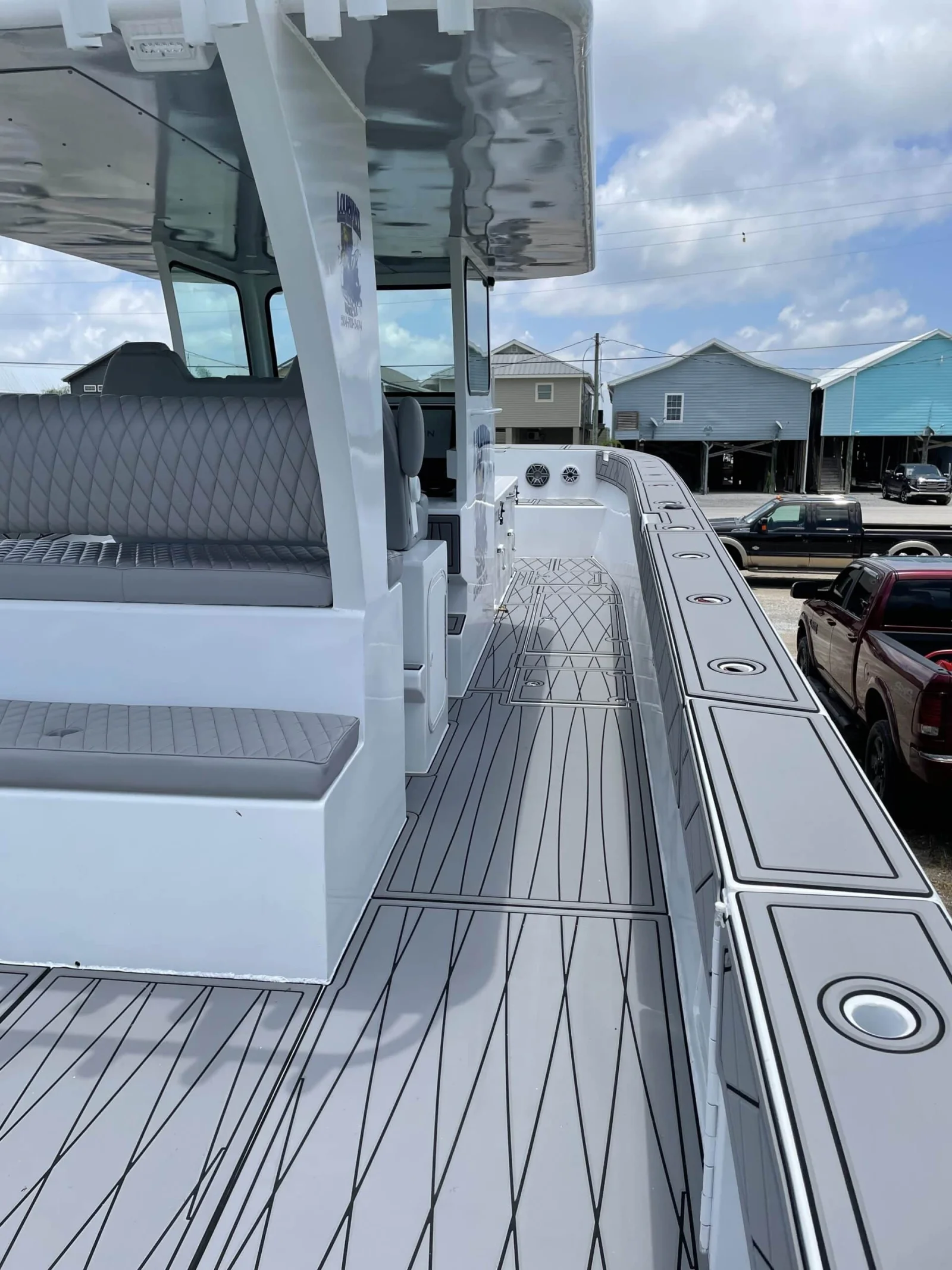 Boat photo for Venice Offshore Adventure