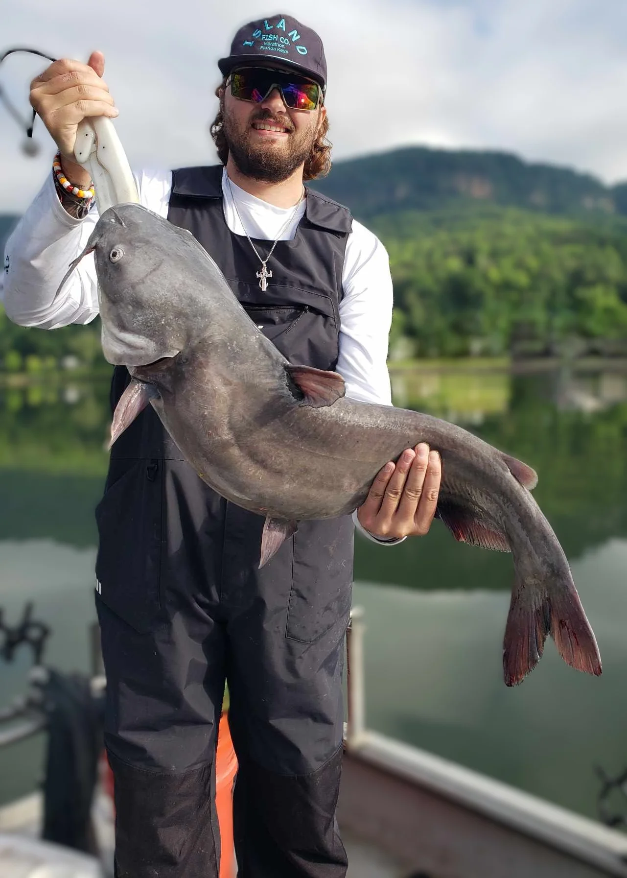 Blue Catfish Fishing in Chattanooga, Tennessee