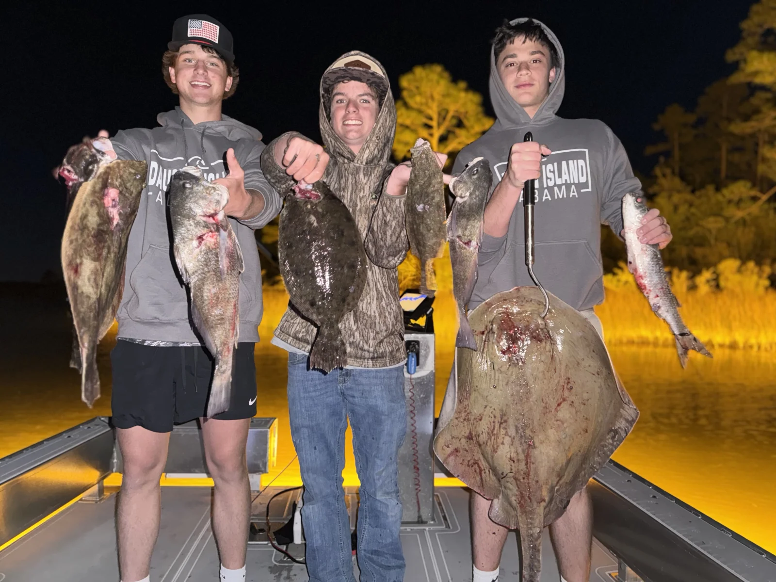 Night Saltwater Bowfishing