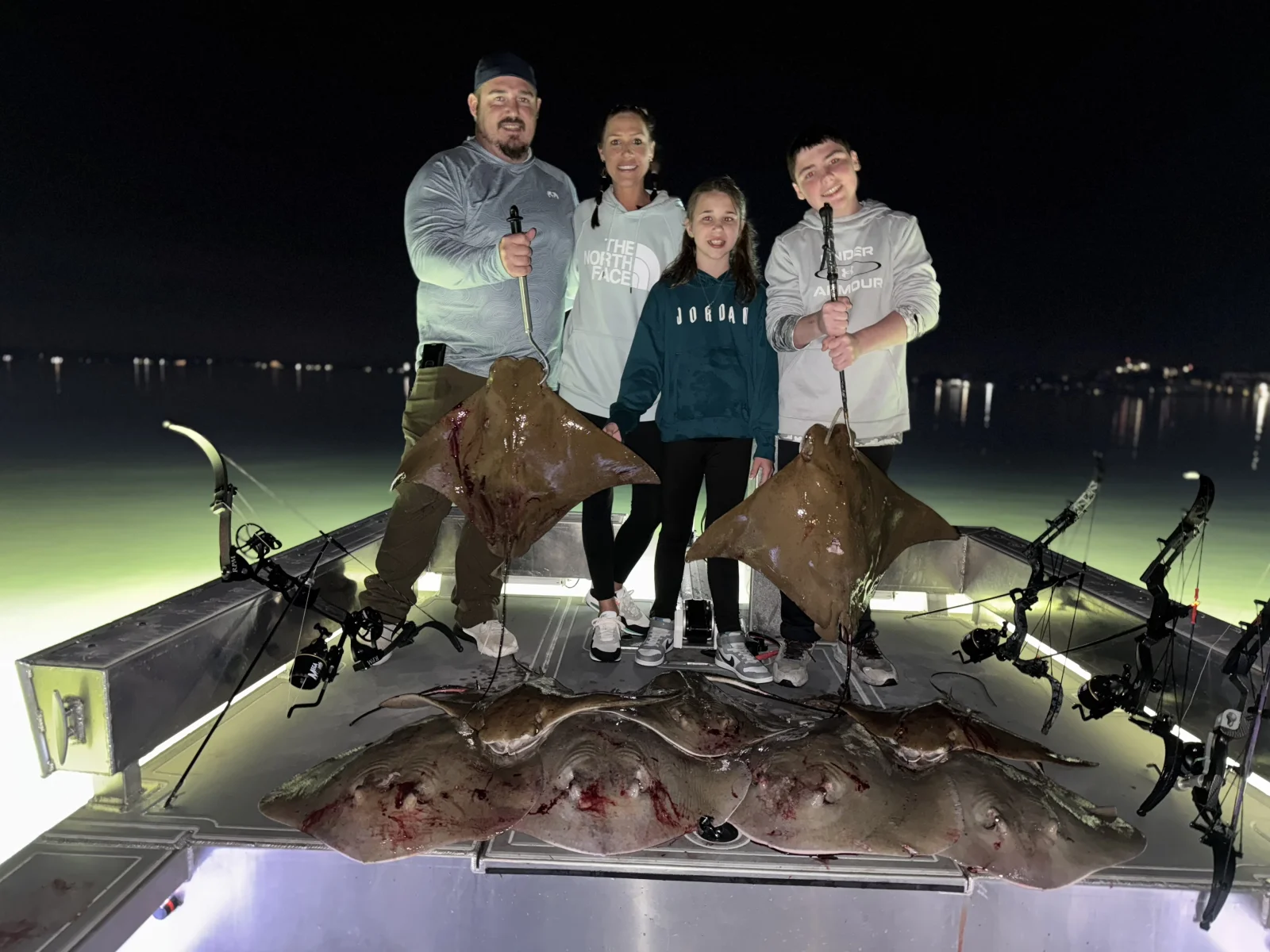 Night Saltwater Bowfishing