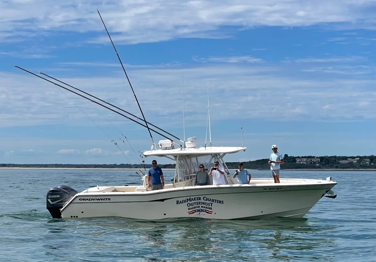 Boat photo for Early Season Striper 33’