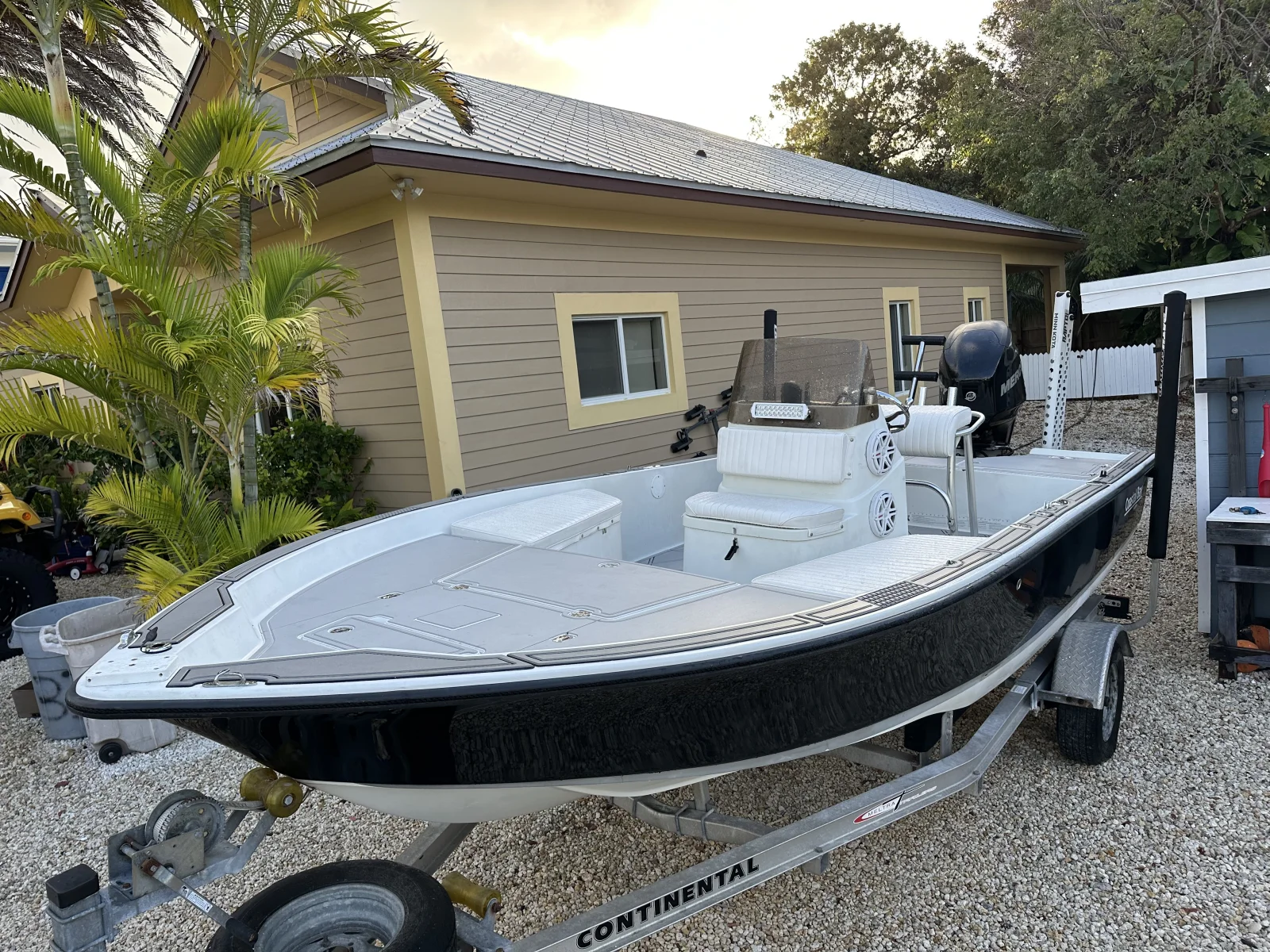 Leatherneck Fishing Coastal Bay
