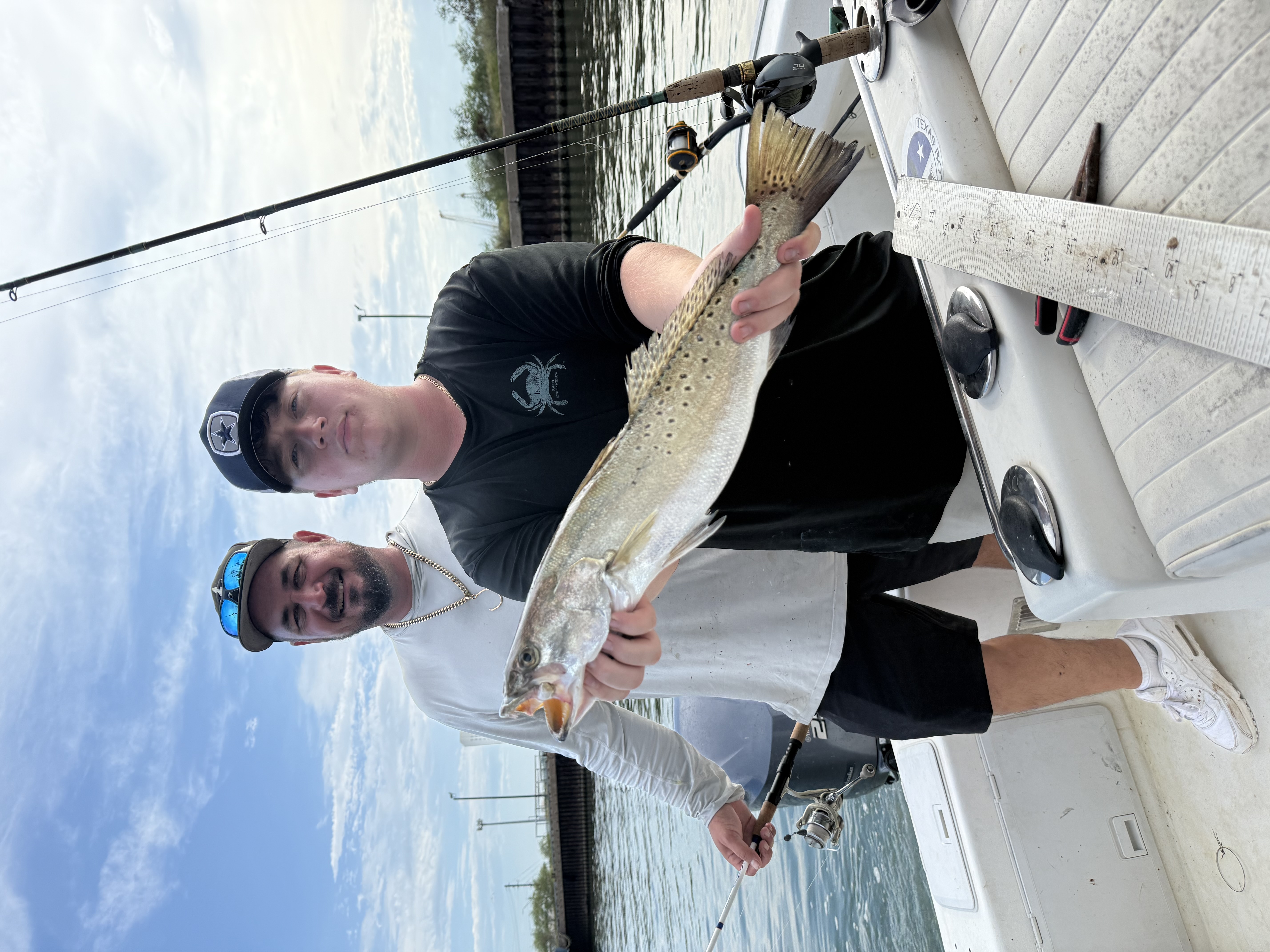 BAY TRIP! The fish are HUNGRY! 