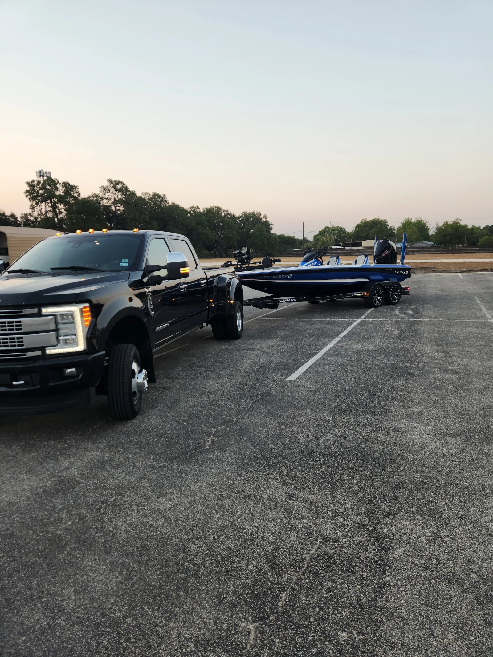 Fish with a PRO on Canyon Lake, TX!